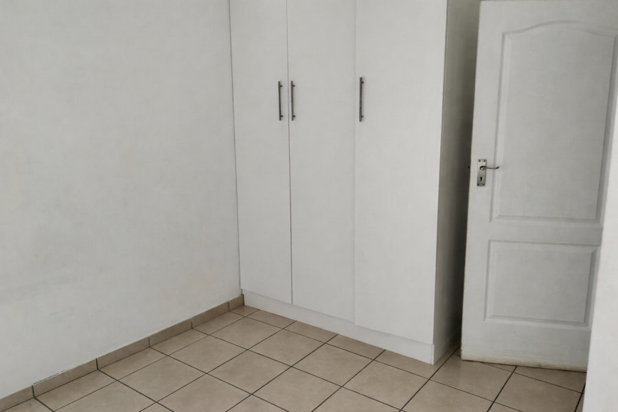 To Let 3 Bedroom Property for Rent in Kruisfontein Eastern Cape